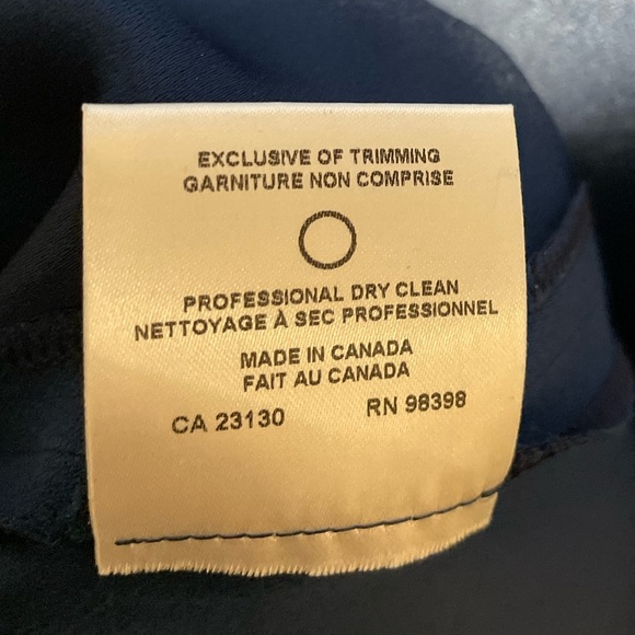 Judith & Charles Elegant Blue Midi Dress with Dolman Style Sleeves - Picture 9 of 10